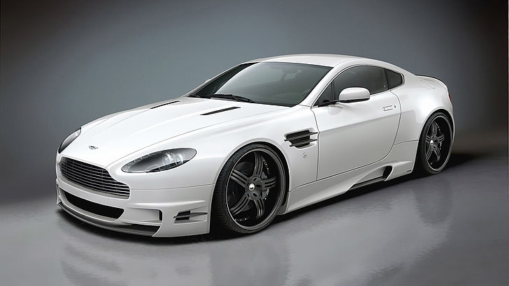 white Mercedes-Benz sedan, car, Aston Martin, Aston Martin Vantage '17