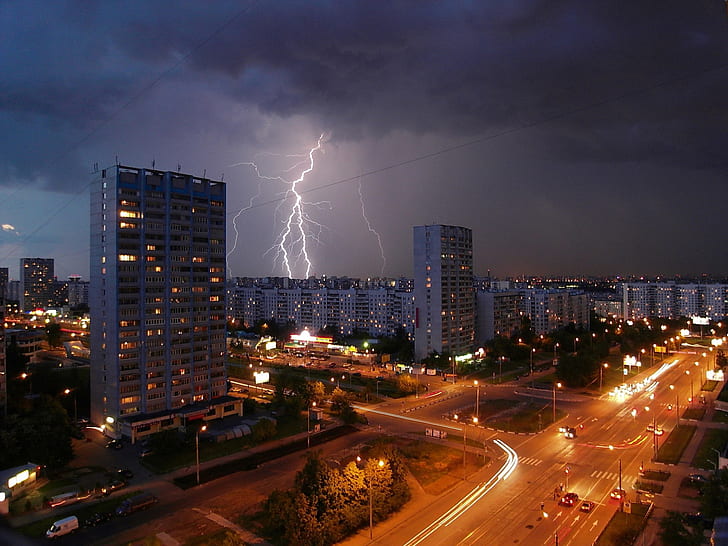 Moscow night city, lightning, road, houses, lights, HD wallpaper