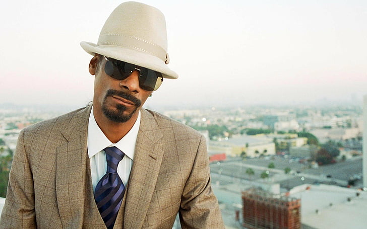 Singers, Snoop Dogg