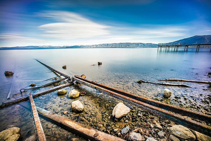 black metal bar lot on top of rocks beside body of water, lake tahoe, california, lake tahoe, california, HD wallpaper