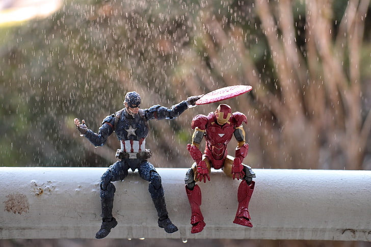 Captain America and Iron Man action figures, toys, humor, 500px, HD wallpaper