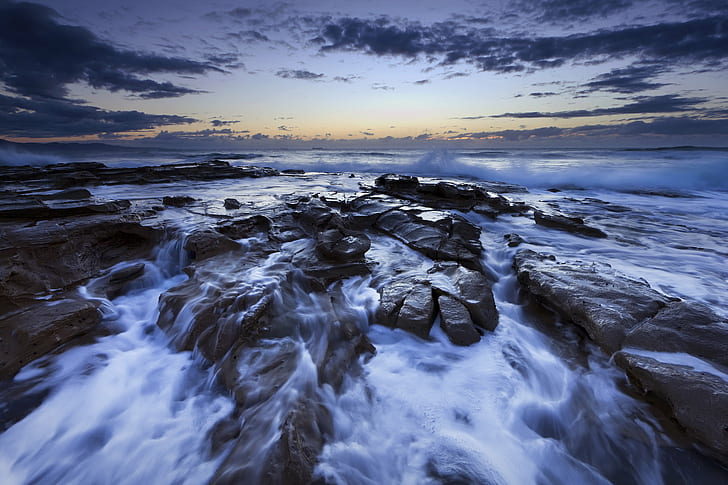 time lapse photography of rocks on sea during sunrise, Cascade