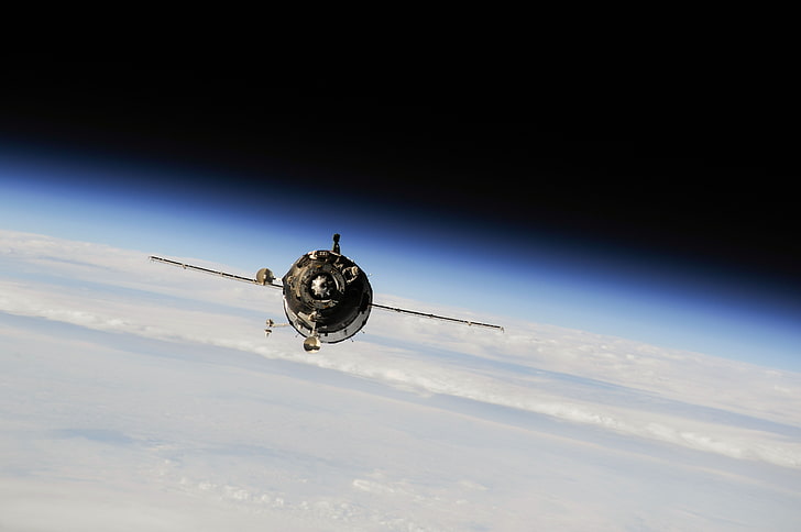photography, space, Earth, spaceship, Soyuz, Russian spaceship, HD wallpaper