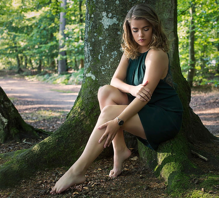 women, green dress, barefoot, one person, young adult, fashion
