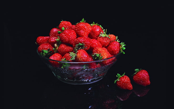 strawberries, food, fruit, berry fruit, strawberry, food and drink, HD wallpaper