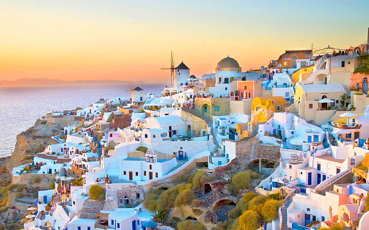 Oia Village On Santorini Island In Greece Sunset Landscape Wallpaper For Desktop 3840×2400