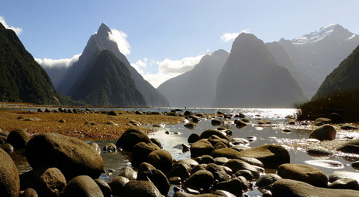 landscape photo of seashore between mountains, Milford Sound NZ, HD wallpaper
