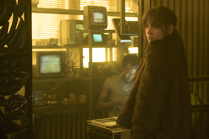 Blade Runner 2049 Ana De Armas, one person, real people, lifestyles