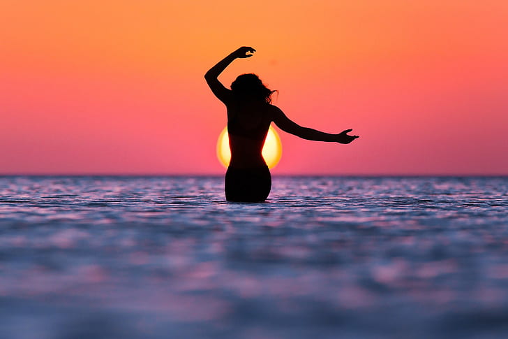 women, water, beach, sky, sunset, silhouette, HD wallpaper
