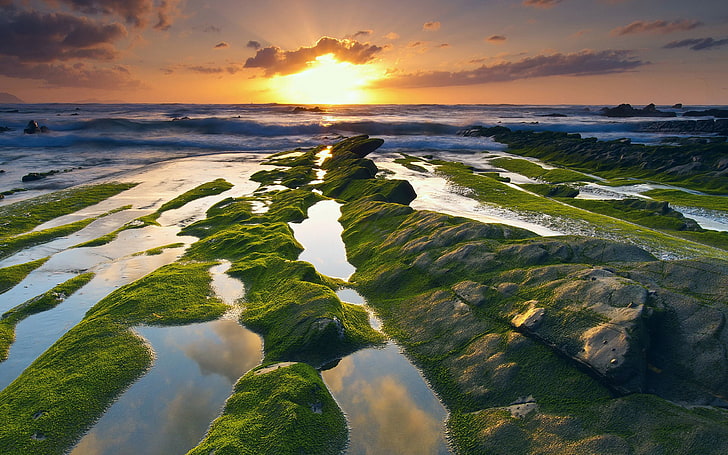 The Bay Of Biscay Spain Barrica Coast Water Rocks Green Moss Ocean Waves Golden Sunset Red Sky Clouds Landscape Wallpapers Hd For Desktop And Mobile 3840×2160, HD wallpaper