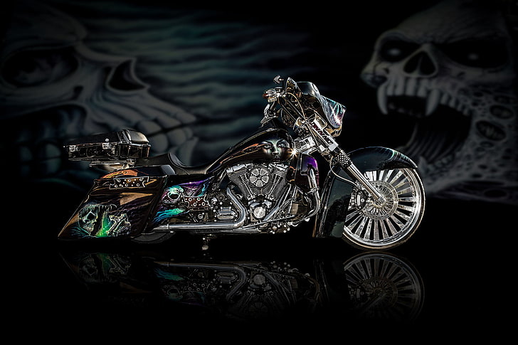 silver and black cruiser motorcycle, bike, design, airbrush, biker