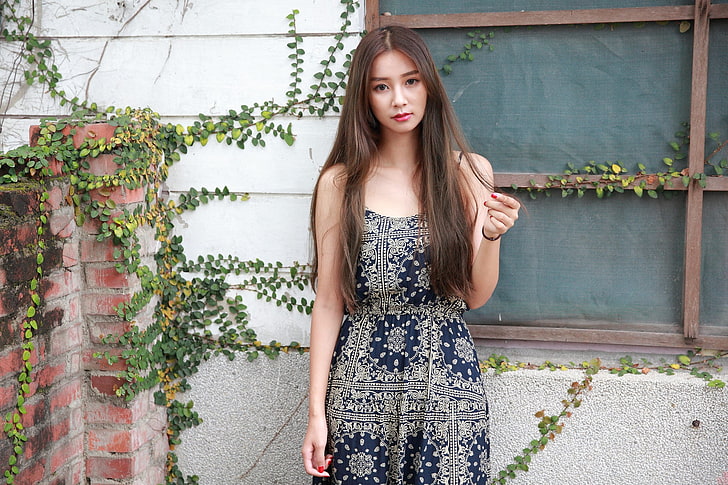 Asian, women, brunette, one person, young adult, long hair