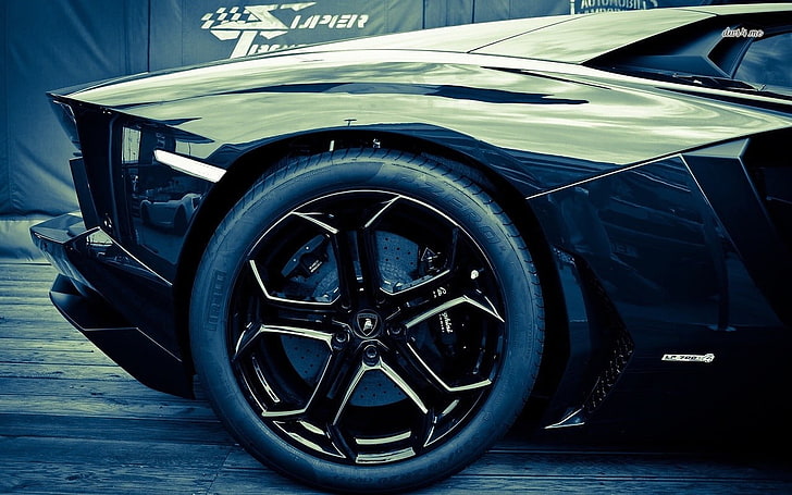 black 5-spoke vehicle wheel and tire, Lamborghini Aventador, car