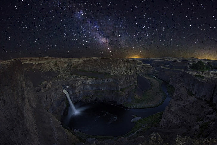Grand canyon during night time, Palouse Falls, waterfall, river