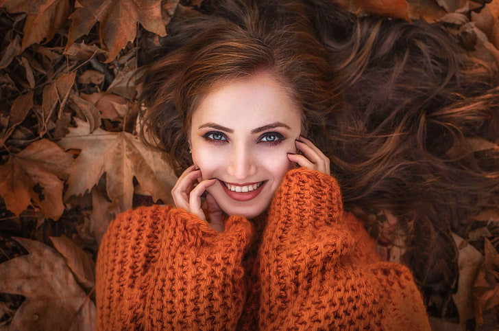 portrait, smiling, women, leaves, model, face, sweater, fall, HD wallpaper