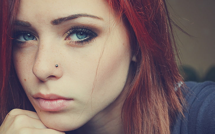 women face, redhead, blue eyes, Lana Branishti, piercing, freckles