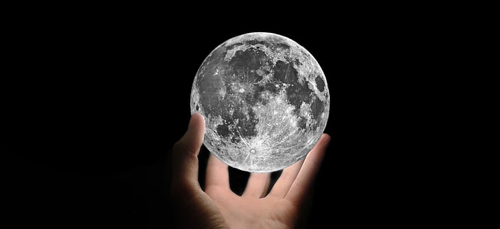 Moon, hand gesture, human body part, human hand, sphere, holding