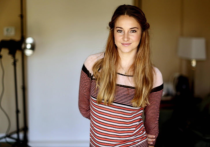 women's red, brown, and red striped long-sleeved shirt, Shailene Woodley, HD wallpaper
