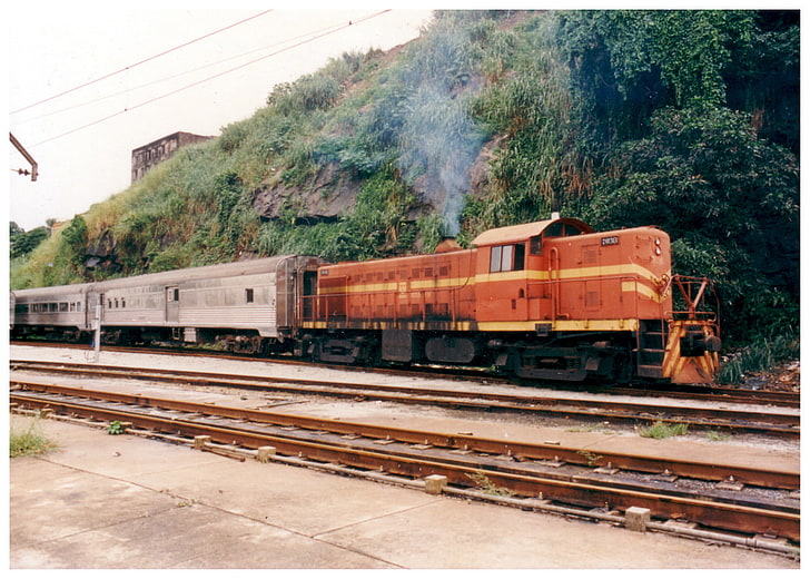 train, R.F.F.S.A, diesel locomotive, rail transportation, mode of transportation, HD wallpaper