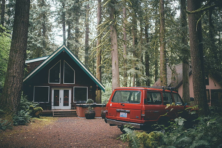 red SUV, house, forest, red cars, pine trees, USA, foliage, Washington state