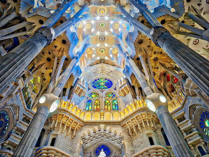 Basilicas , Sagrada Família, Barcelona, Cathedral, Columns, HD wallpaper