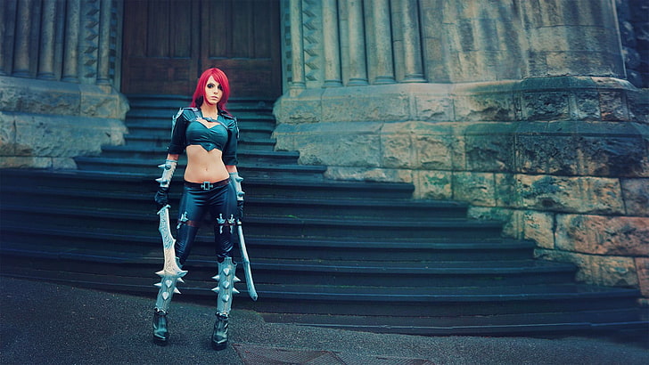 cosplay, Yasemin Arslan, women, standing, sword, redhead, dyed hair