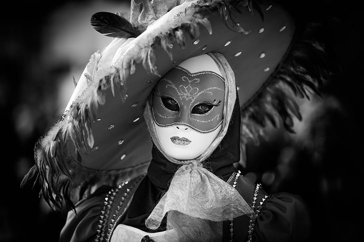 Maÿ Leyvraz, monochrome, women, mask, venetian masks, 500px