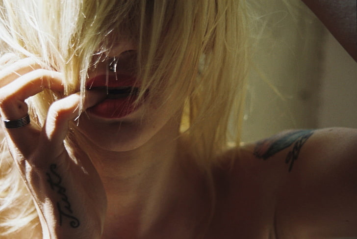 women, model, blonde, tattoo, piercing, rings, biting finger, HD wallpaper