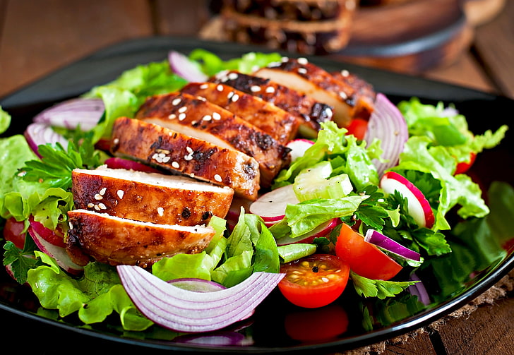 roasted chicken dish with vegetable sides, meat, tomatoes, salad, HD wallpaper