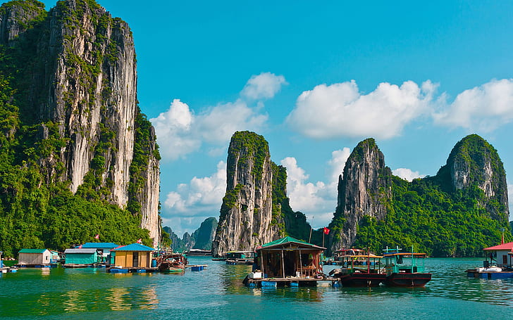 Travel to Vietnam, Halong Bay, boats, mountains, clouds, HD wallpaper