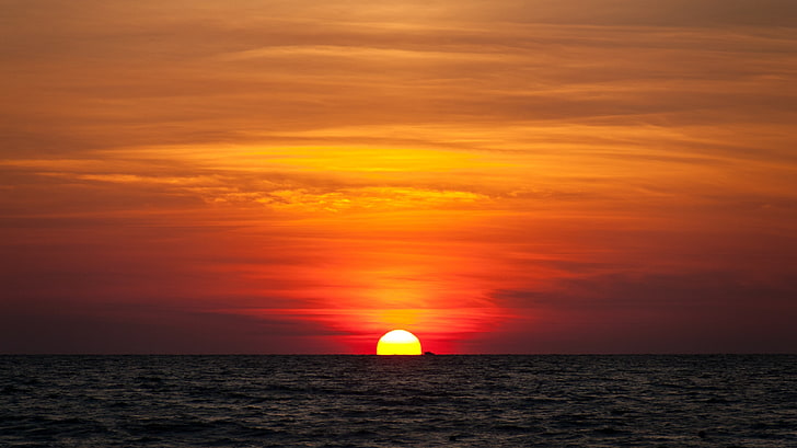 beach, sunset, horizon, sea, boat, water, sky, horizon over water, HD wallpaper