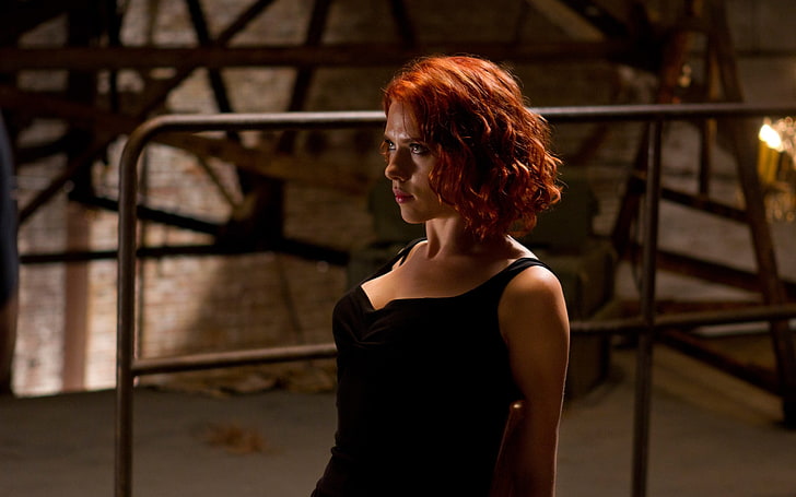women's black sleeveless top, Scarlett Johansson, The Avengers