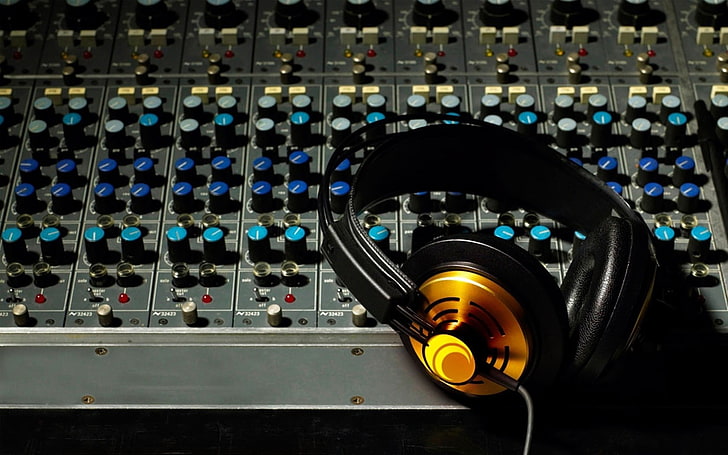 black corded headphones and DJ mixer, music, sound, remote, party, HD wallpaper