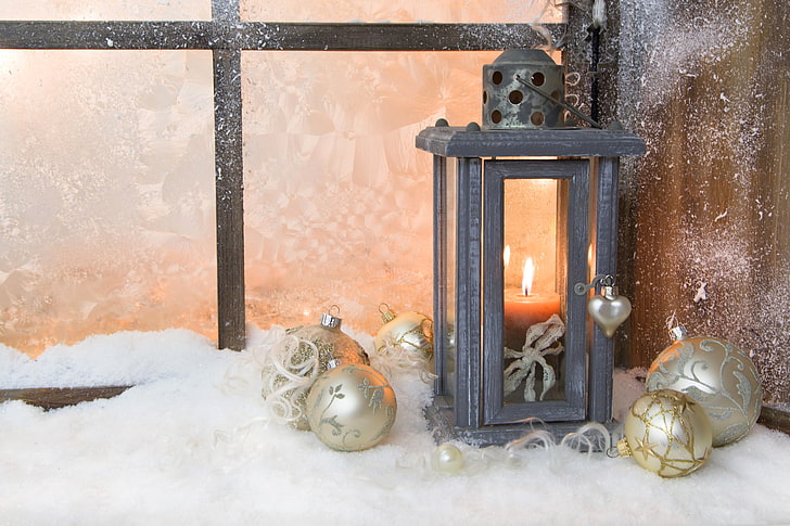 black candle lantern, winter, balls, light, snow, toys, New Year, HD wallpaper