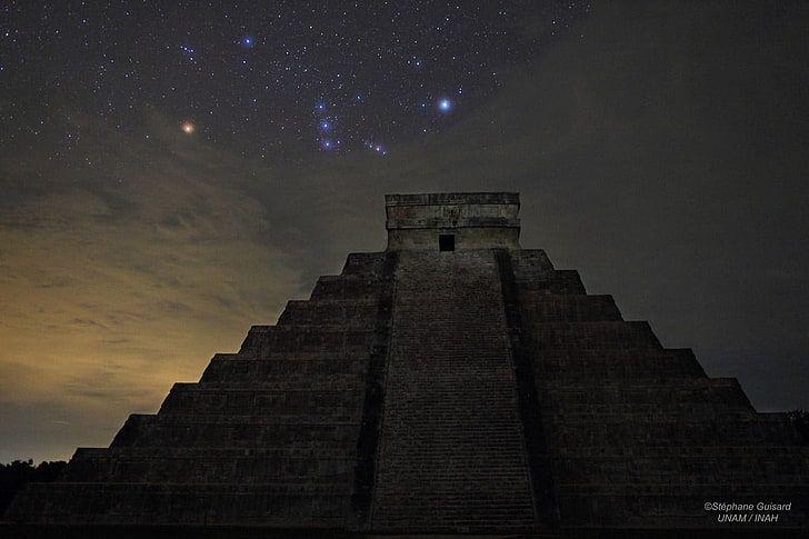 grey pyramid, Mexico, Chichen Itza, ancient, stars, sky, low angle view, HD wallpaper