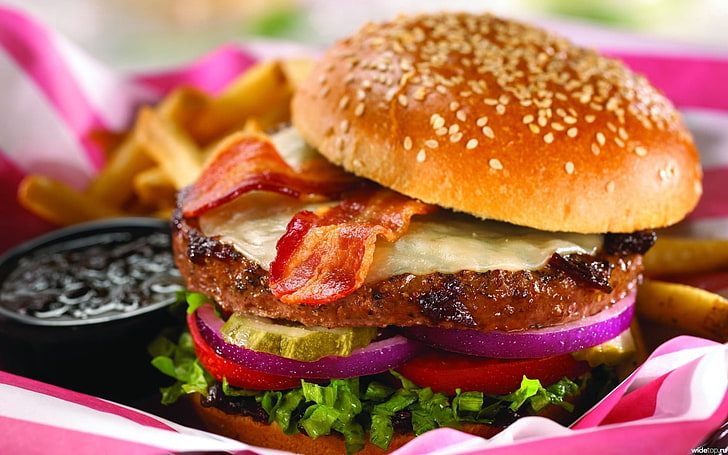 burger dish, hamburger, roll, bacon, onions, tomato, salad, sauce, HD wallpaper