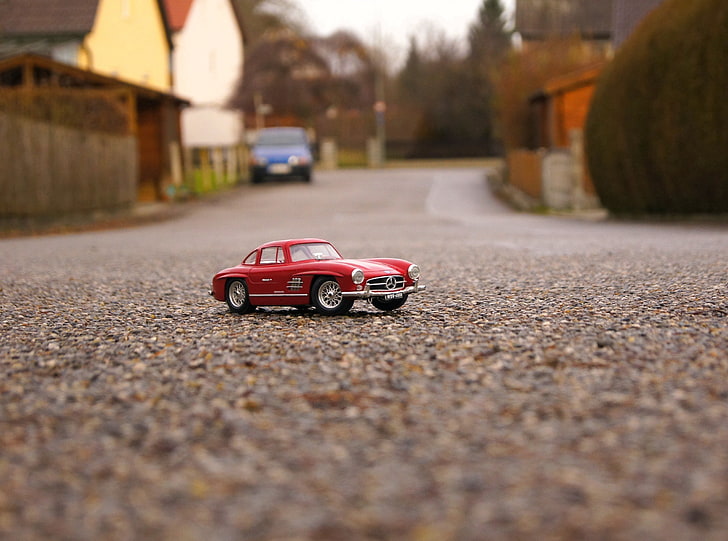 Little Mercedes, red die-cast car, Aero, Macro, classic car, close-up, HD wallpaper