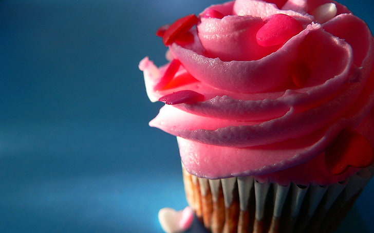 pink cupcake, food, dessert, cupcakes, ice cream, closeup, close-up, HD wallpaper