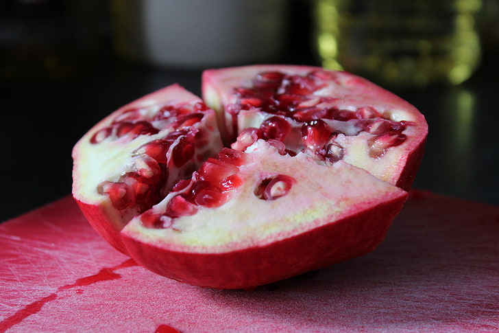 red pomegranate, fruit, slice, juicy, food and drink, close-up