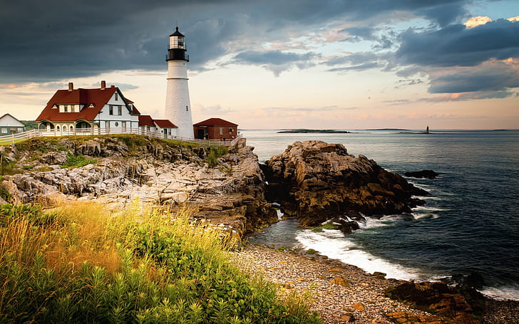 Portland Head Light, Cape Elizabeth, lighthouse, gulf of Maine, coast
