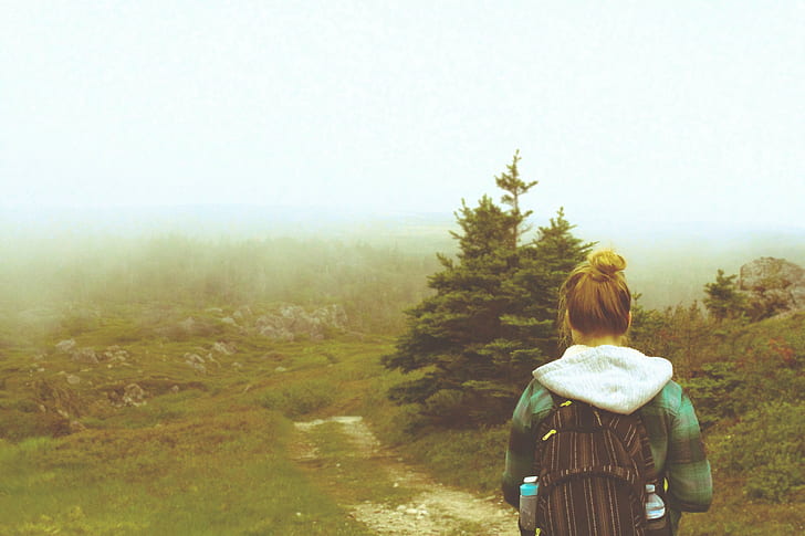 nature, mist, mountains, trees, women, backpacks, HD wallpaper