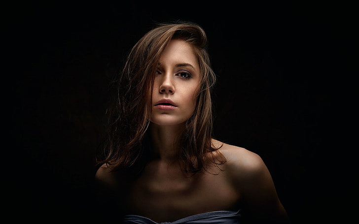 How to Create a Black Background in Photography  Pixinfocus
