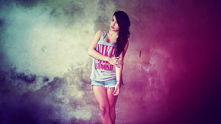 women's gray and red Nike tank top, model, jean shorts, looking at viewer, HD wallpaper