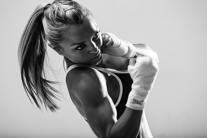 monochrome, women, boxing, simple background, fitness model