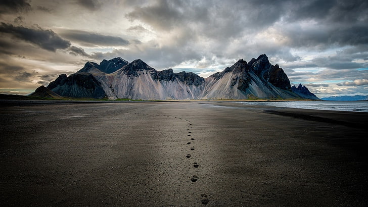 Footprints In The Sand Wallpaper (49+ images)