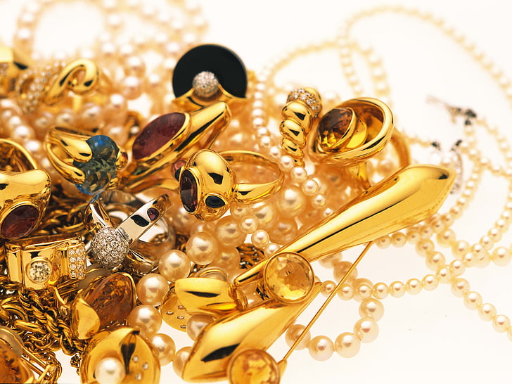 gold-colored jewelry, diamonds, heap, decorations, gold Colored, HD wallpaper