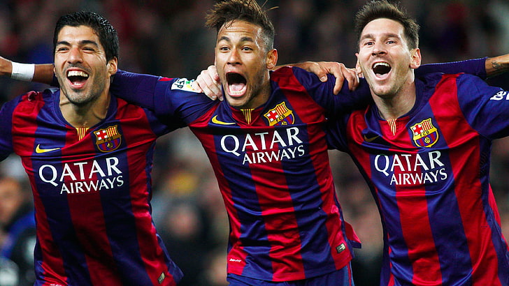 Neymar, Messi và Suarez đã tạo nên bộ ba siêu sát thủ trên sân cỏ tuyệt vời nhất. Bức ảnh nền này sẽ đưa bạn vào thế giới của những cầu thủ xuất sắc, bằng những bức ảnh chất lượng cao và đầy đủ chi tiết về bộ ba người hùng. Cảm nhận sự hoàn hảo của Messi, Suarez và Neymar thông qua những bức ảnh nền này.