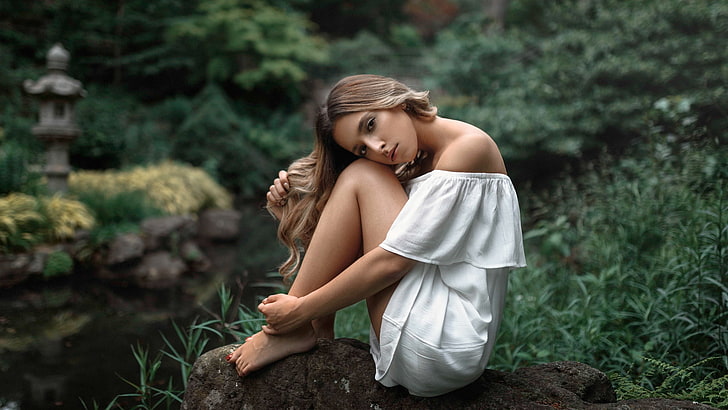 women outdoors, nature, barefoot, legs, green, model, Sergei Fedorov