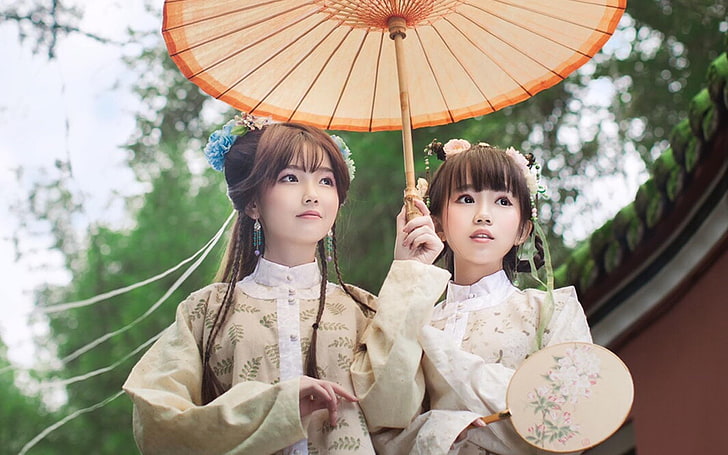 hanfu, Chinese dress, Asian, umbrella, women, two people, protection