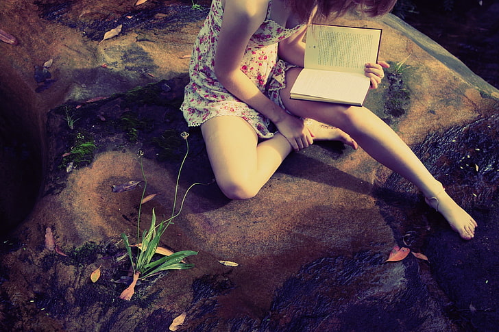 books, women outdoors, reading, introvert, one person, real people, HD wallpaper